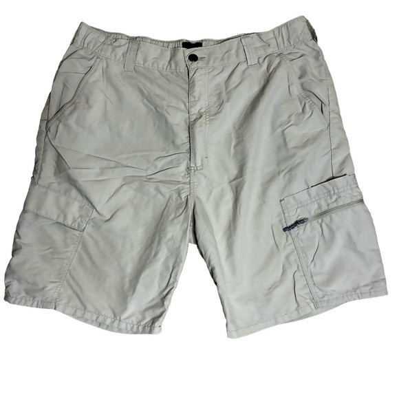 Wrangler Other - Wrangler Men’s Outdoor Performance Zip Cargo Shorts Size 36 Hiking Utility